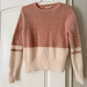 Chic Two-Tone Crew Neck Sweater - Pink and Cream